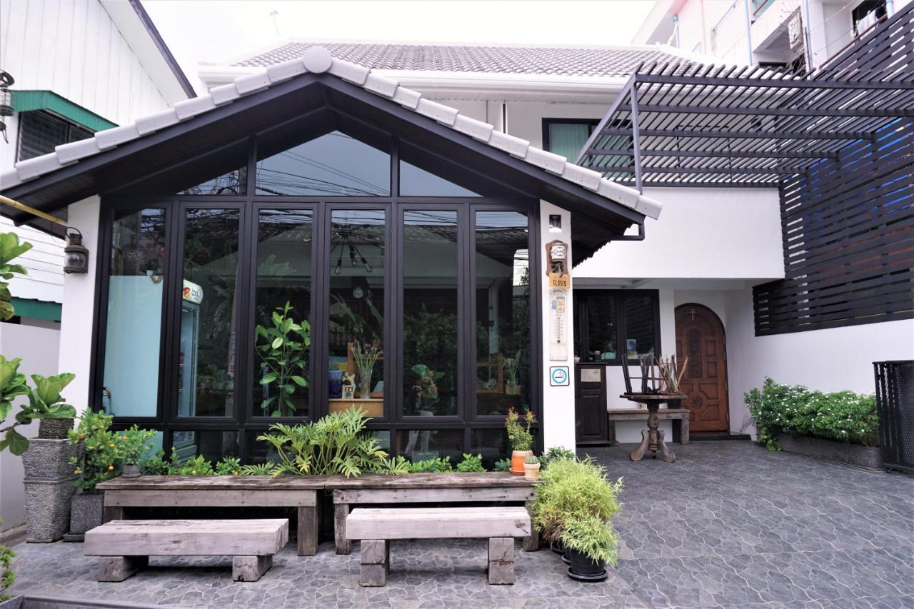 Baan Lung Poshtel Albergue Chiang Mai Exterior foto